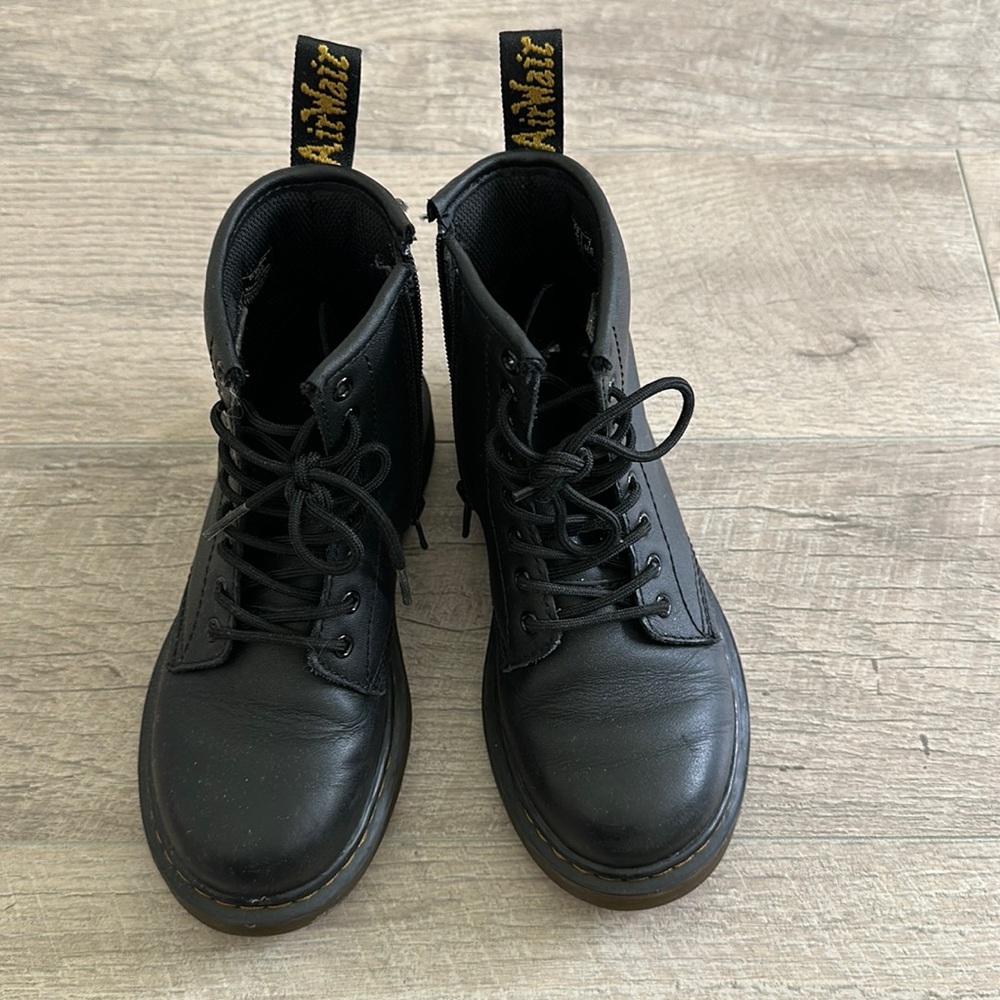 Girls Dr. Martens boots